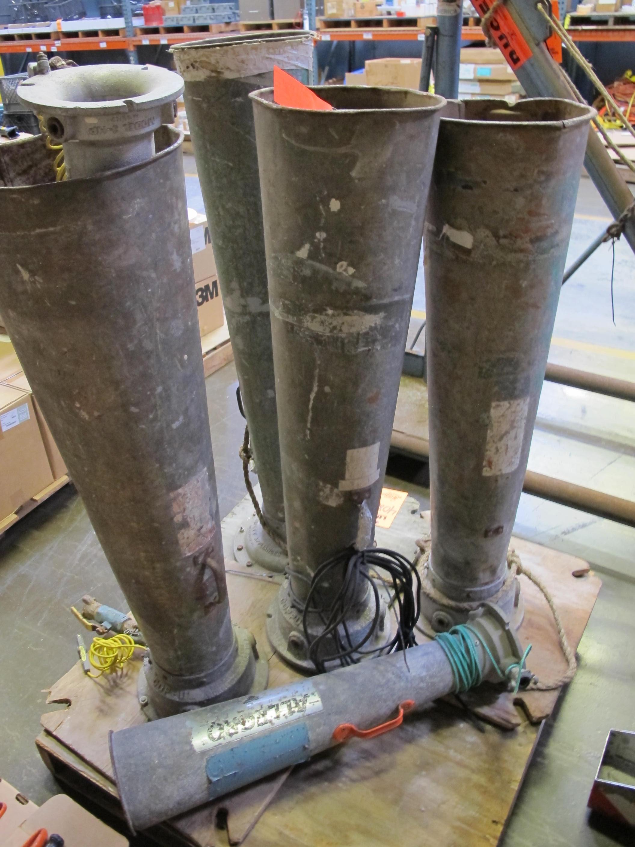 (7) COPPUS AND MISC. AIR MOVERS. LOADING & HANDLING FEE $15-4085